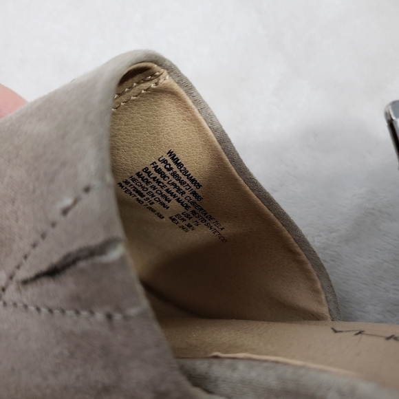 Big Buddha Taupe Suede Espadrille Wedges Sandals Ankle Buckle Peep Toes Size 7.5 - Picture 9 of 13